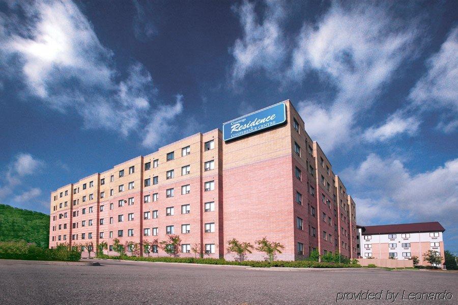 Residence & Conference Centre - Kitchener-Waterloo Bagian luar foto