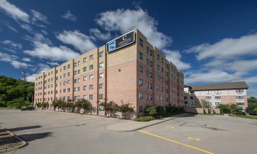 Residence & Conference Centre - Kitchener-Waterloo Bagian luar foto